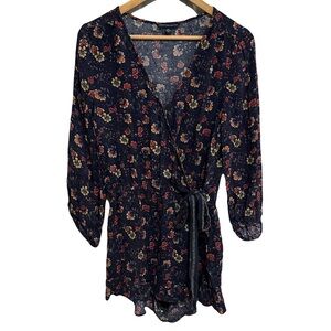 Navy Floral American Eagle Romper Size S